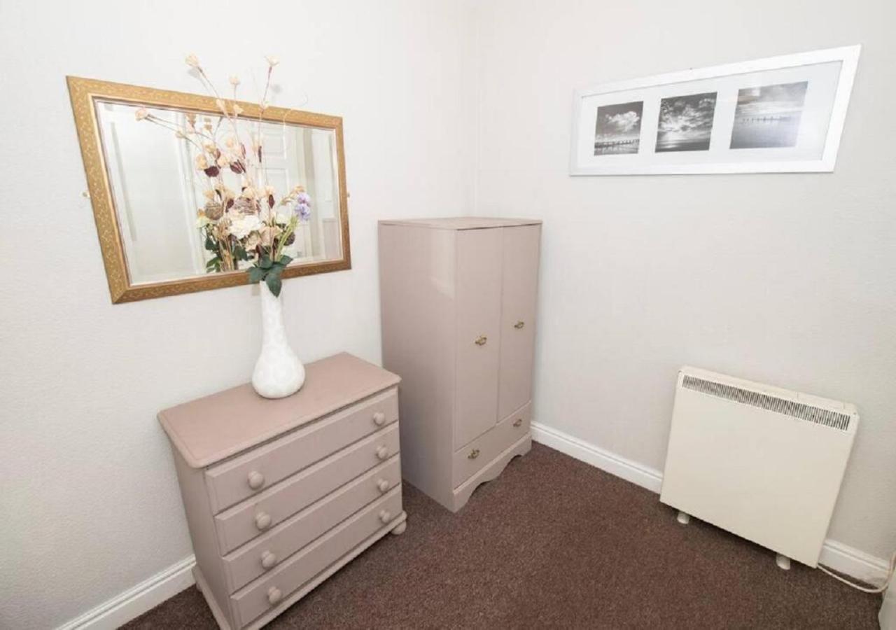 Cormorant - Beautiful 2 Bed Apartment With Sea Views Old Town Scarborough Buitenkant foto