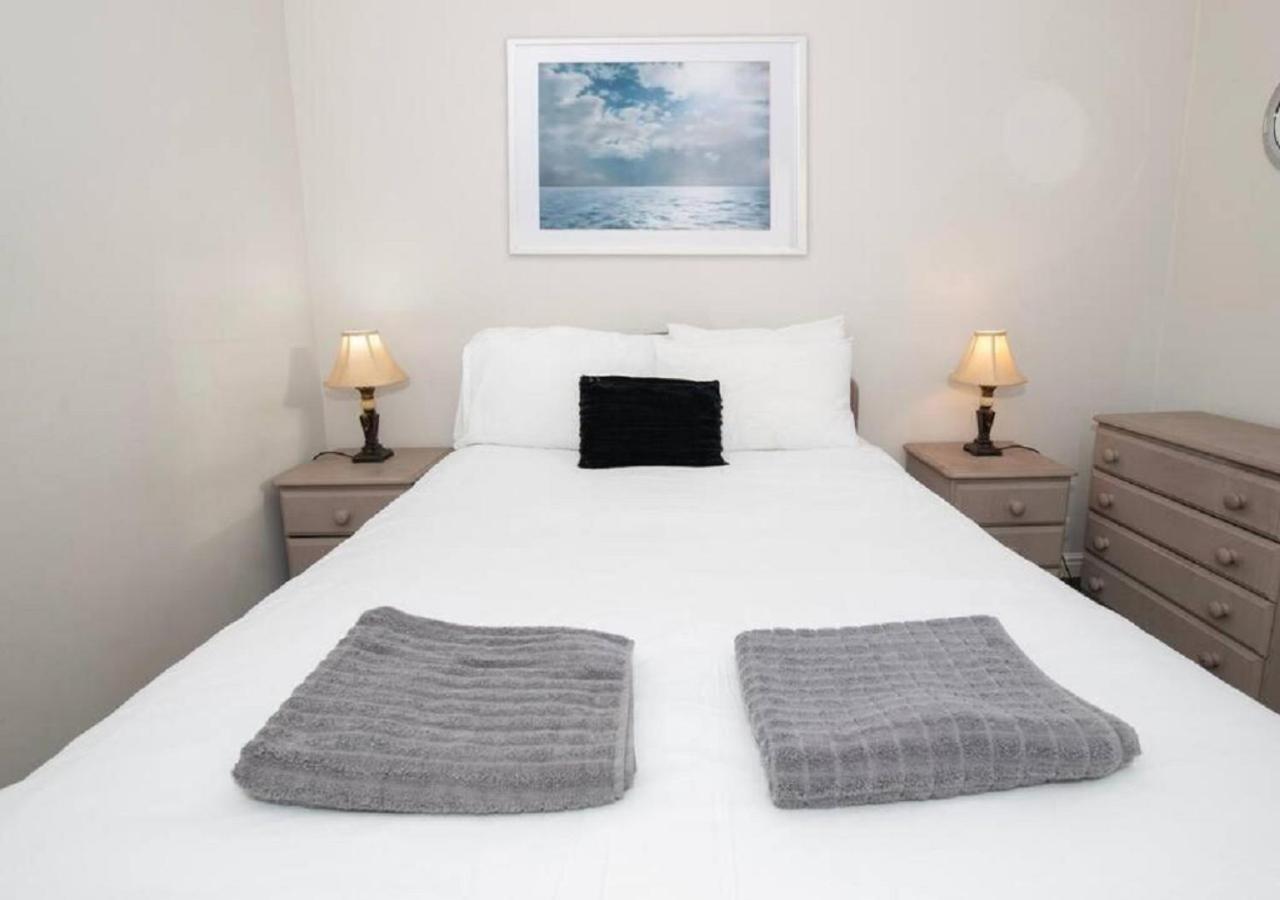 Cormorant - Beautiful 2 Bed Apartment With Sea Views Old Town Scarborough Buitenkant foto