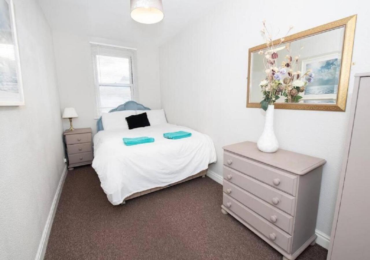 Cormorant - Beautiful 2 Bed Apartment With Sea Views Old Town Scarborough Buitenkant foto
